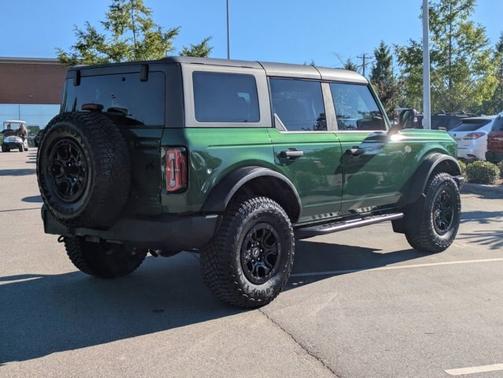 2024 Ford Bronco WILDTRAK