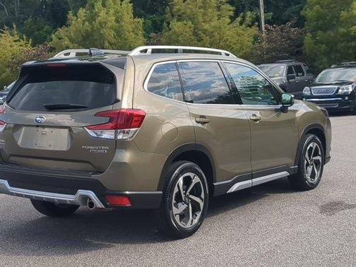 Autumn Green Metallic 2024 Subaru Forester Touring
