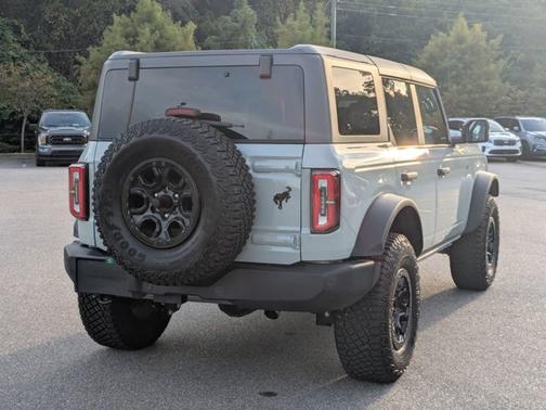 2024 Ford Bronco WILDTRAK