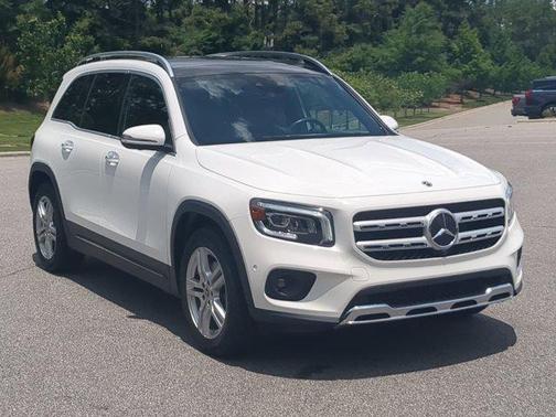 White 2022 Mercedes-Benz GLB 250 Base 4MATIC