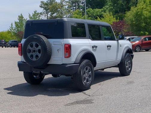 Oxford White 2026 Ford Bronco Big Bend