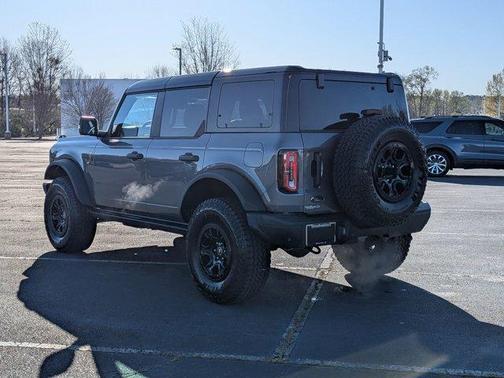 Gray Metallic 2025 Ford Bronco Badlands
