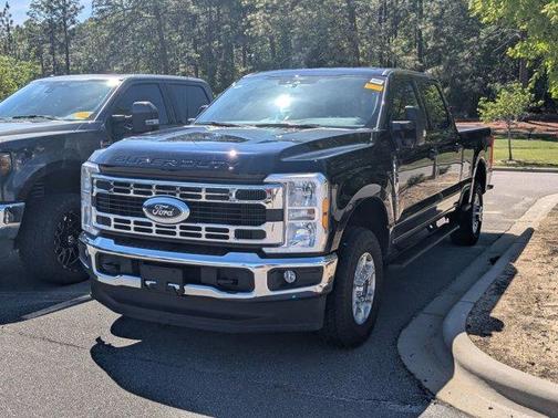 Blue Metallic 2025 Ford F-250 XLT