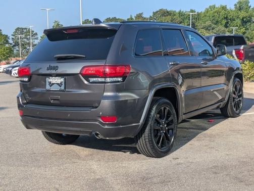 2021 Jeep Grand Cherokee LAREDO