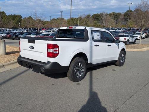 Oxford White 2026 Ford Maverick XLT