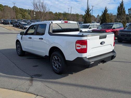 Oxford White 2026 Ford Maverick XLT