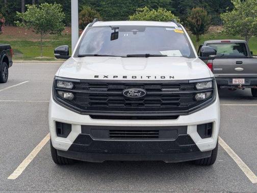 White Metallic 2025 Ford Expedition Max Platinum