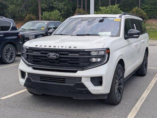 White Metallic 2025 Ford Expedition Max Platinum