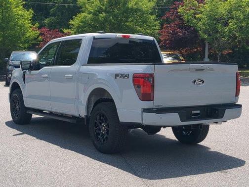 Avalanche 2026 Ford F-150 XLT