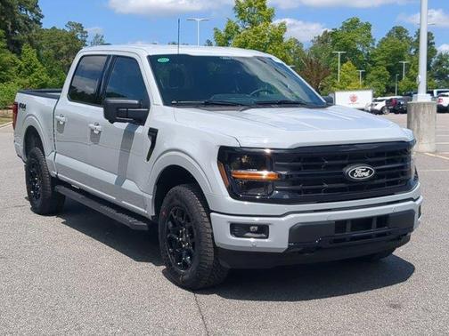 Avalanche 2026 Ford F-150 XLT