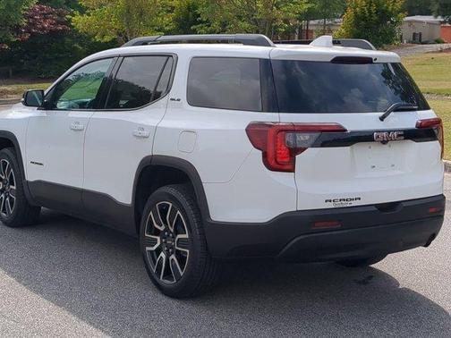 Summit White 2021 GMC Acadia SLE