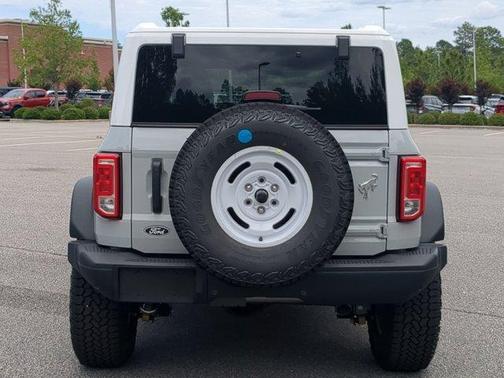 Avalanche 2026 Ford Bronco Heritage Edition