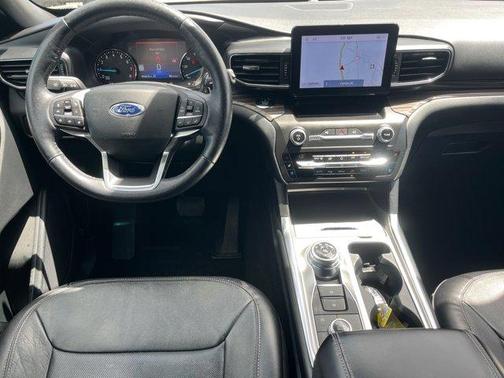 Black Metallic 2020 Ford Explorer Limited