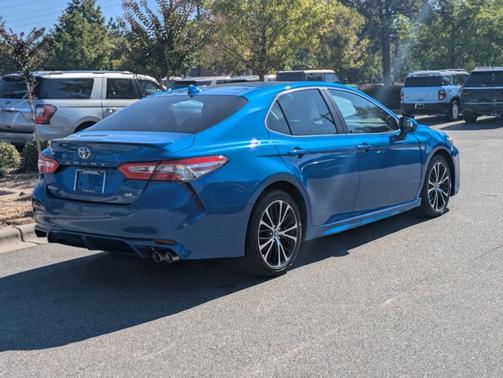 2019 Toyota Camry SE