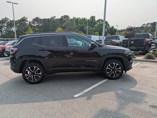 2022 Jeep Compass LIMITED