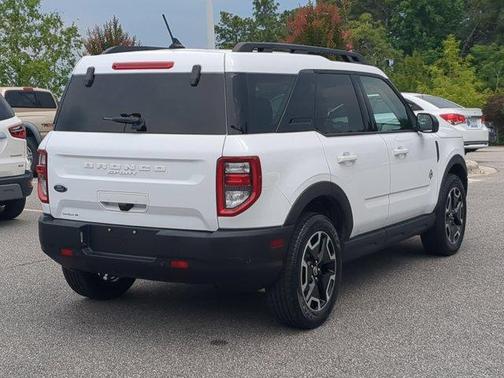 Oxford White 2023 Ford Bronco Sport Outer Banks