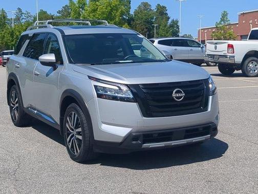 Brilliant Silver Metallic 2024 Nissan Pathfinder Platinum
