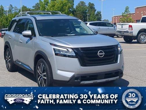 Brilliant Silver Metallic 2024 Nissan Pathfinder Platinum