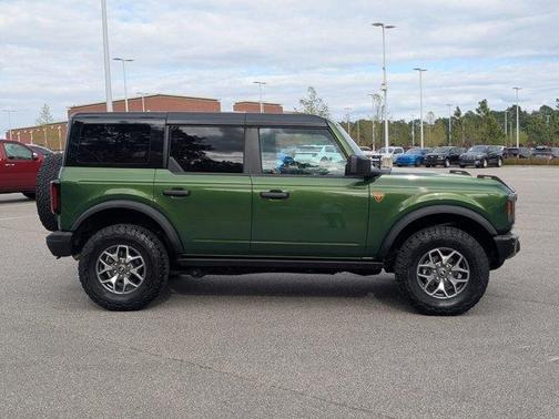 Green Metallic 2025 Ford Bronco Badlands