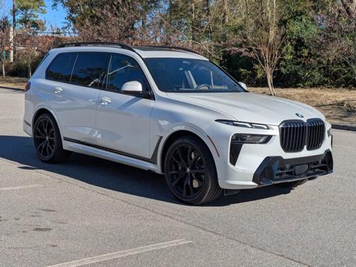 2025 BMW X7 XDRIVE40I