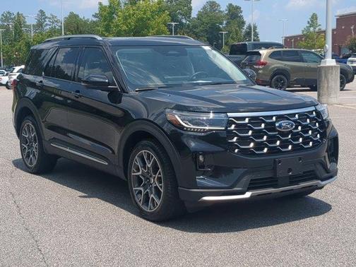 Black Metallic 2025 Ford Explorer Platinum