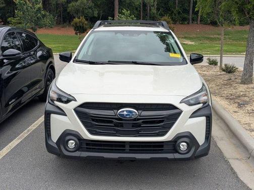 Crystal White Pearl 2024 Subaru Outback Onyx Edition