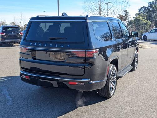 2024 Jeep Wagoneer BASE