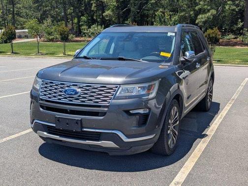 Magnetic 2018 Ford Explorer Platinum