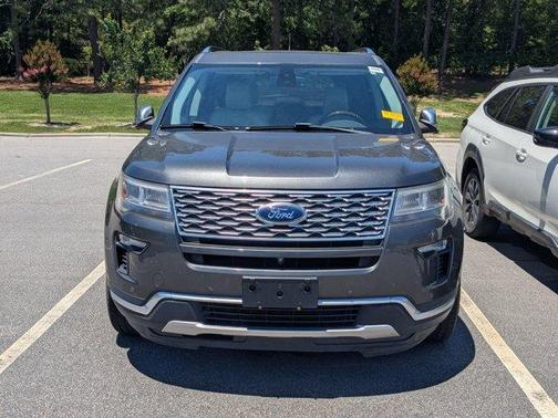 Magnetic 2018 Ford Explorer Platinum