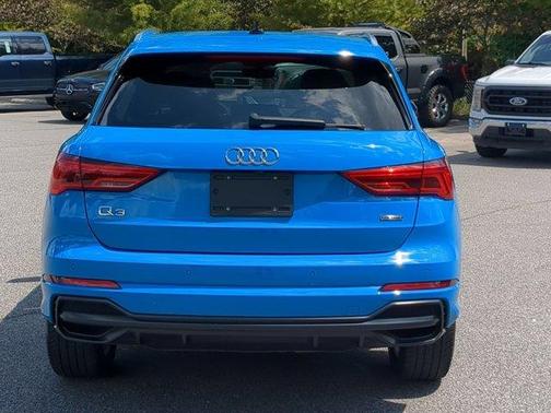Turbo Blue 2022 Audi Q3 45 S LINE QUATTRO PREMIUM