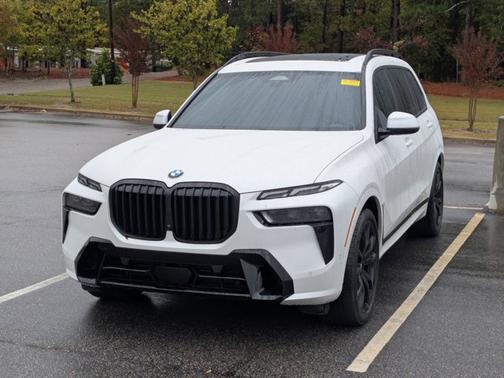 2025 BMW X7 XDRIVE40I