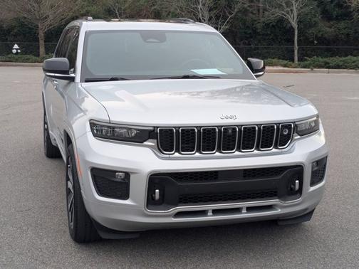 2022 Jeep Grand Cherokee OVERLAND