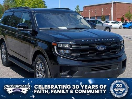 Black Metallic 2025 Ford Expedition Active