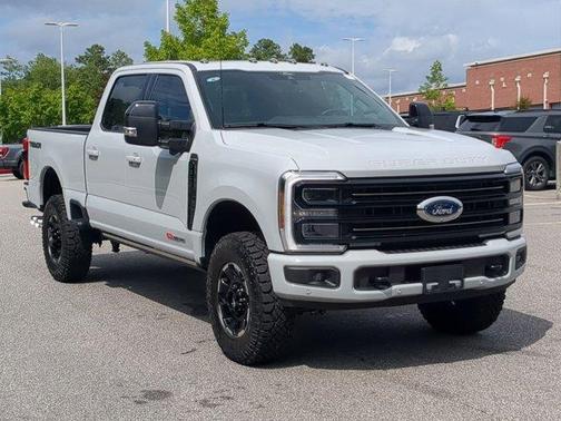 Avalanche 2026 Ford F-350 Platinum