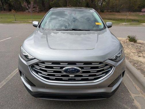 Silver 2020 Ford Edge Titanium