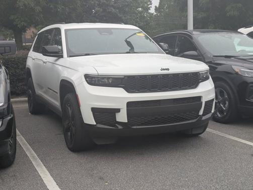 2021 Jeep Grand Cherokee LAREDO