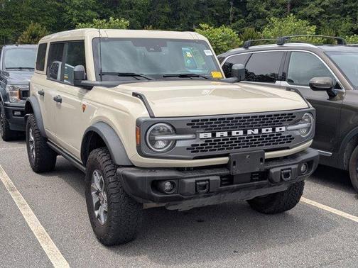 Beige 2025 Ford Bronco Badlands