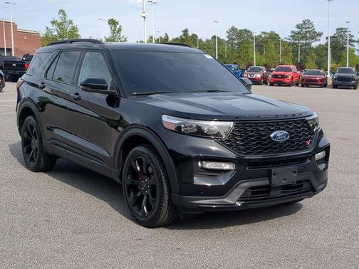 Black Metallic 2024 Ford Explorer ST