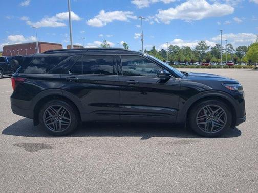 Black Metallic 2025 Ford Explorer ST