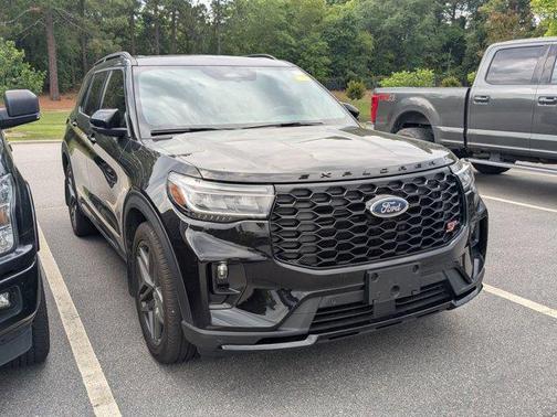 Black Metallic 2025 Ford Explorer ST