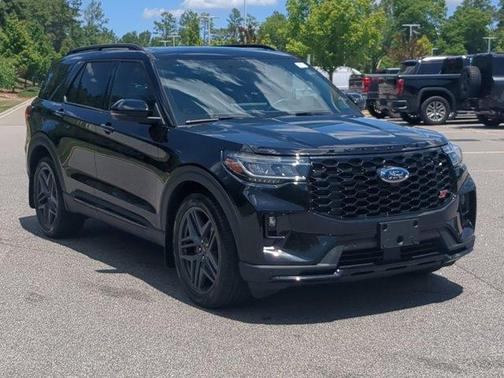 Black Metallic 2025 Ford Explorer ST