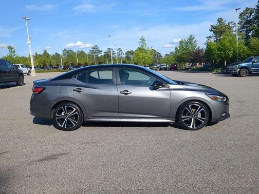 Gray 2022 Nissan Sentra SR
