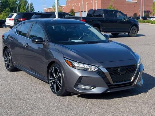 Gray 2022 Nissan Sentra SR