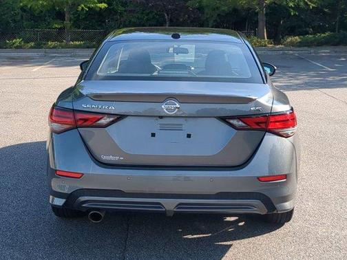 Gray 2022 Nissan Sentra SR
