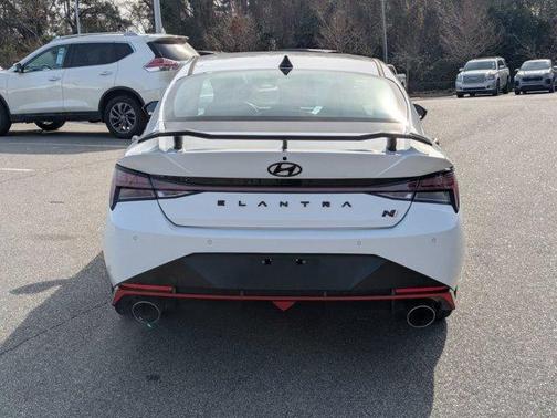 2022 Hyundai ELANTRA N Base