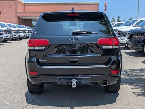 2019 Jeep Grand Cherokee LAREDO