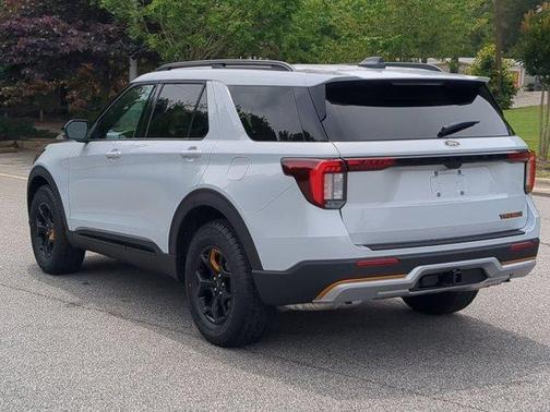 White Metallic 2026 Ford Explorer Tremor