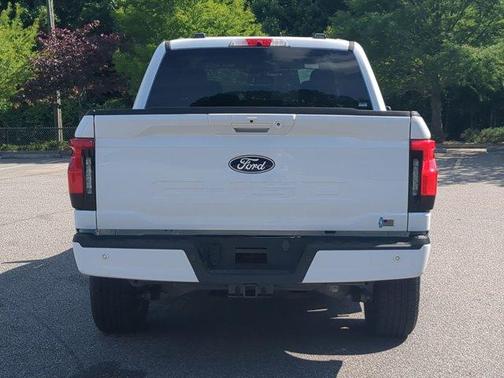 Oxford White 2024 Ford F-150 Lightning Flash