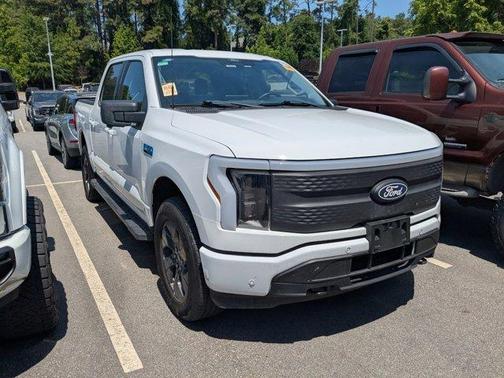 Oxford White 2024 Ford F-150 Lightning Flash