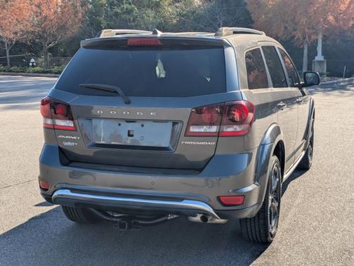 2020 Dodge Journey CROSSROAD